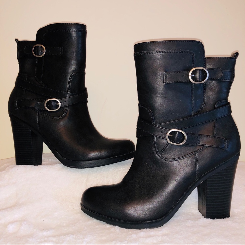Style and Co. black leather boots